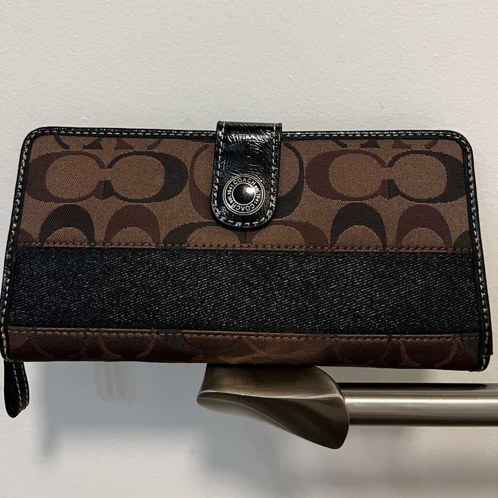Retro Brown Coach Wallet